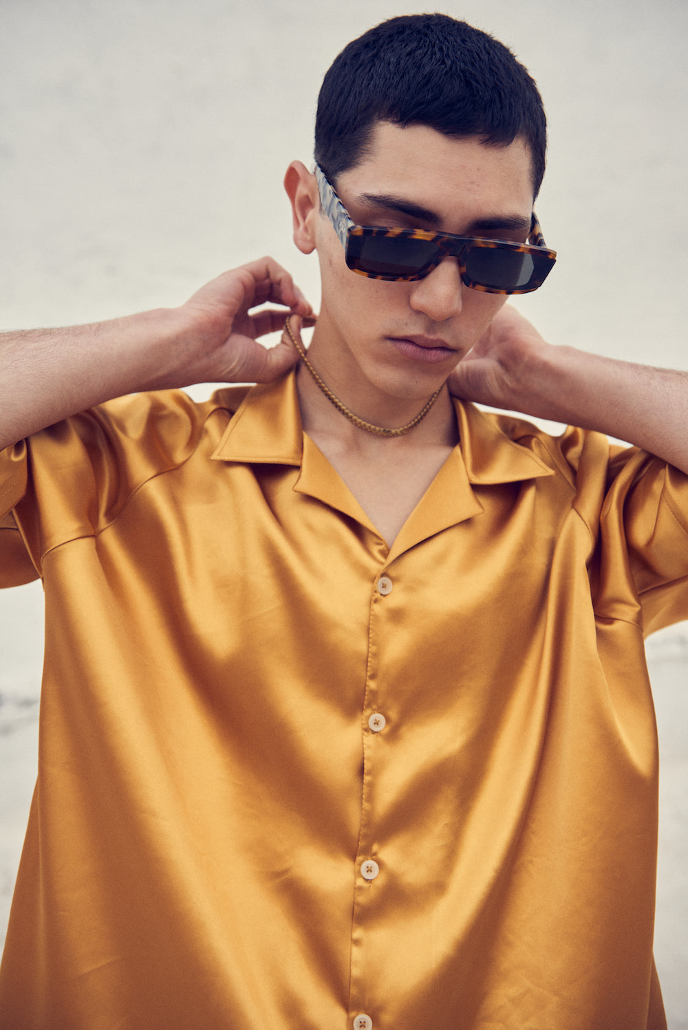 Lobo con piel de Oveja | Gold Satin Shirt
