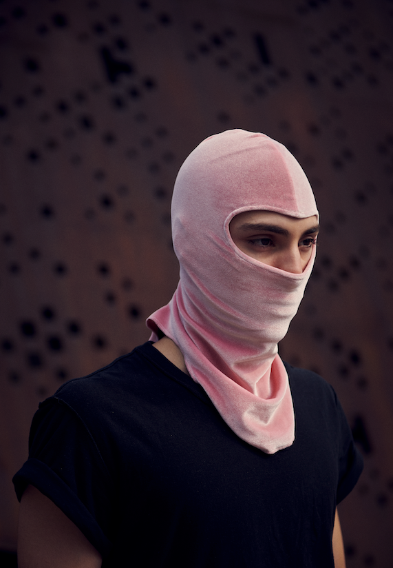 Lobo con piel de Oveja | Pink Velvet Balaclava