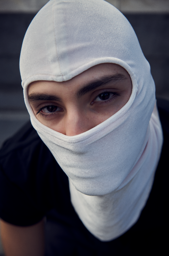 Lobo con piel de Oveja | Pearl White Velvet Balaclava